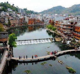 玉林长沙旅游攻略(长沙旅游攻略景点必去二日游)