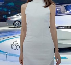玉林梦到本身做兼职模特(梦到本身做兼职模特工做)