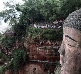 玉林乐山旅游攻略(乐山旅游攻略1日游)