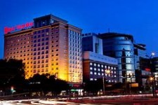 玉林酒店商务伴游雇用(北京伴游雇用90万月薪)