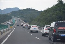 玉林自驾游(北京自驾游到西藏需要多少钱)