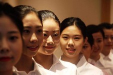 玉林私人伴游招聘 度假区万元月薪招“泳装伴游”