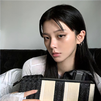 玉林在异乡碰到商务伴游谈心之旅是一件十分有意义的工作