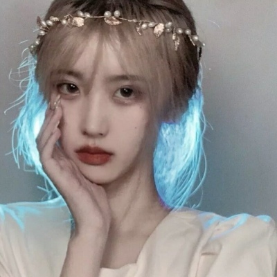 玉林伴游女生赵婉晴的资料
