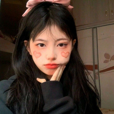 玉林伴游女生赵晴川的资料