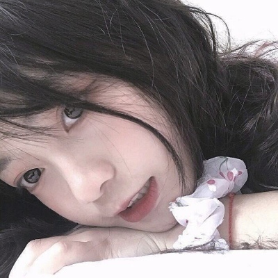 玉林伴游女生柳依依的资料