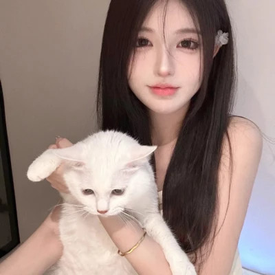 玉林伴游女生陈露晞的资料