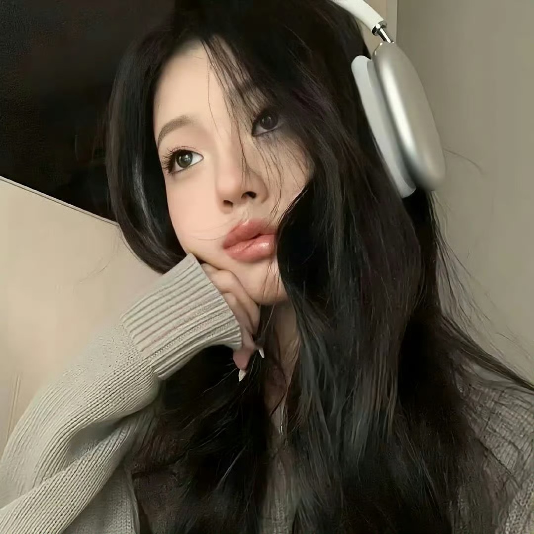 玉林伴游女生刘雪的资料?