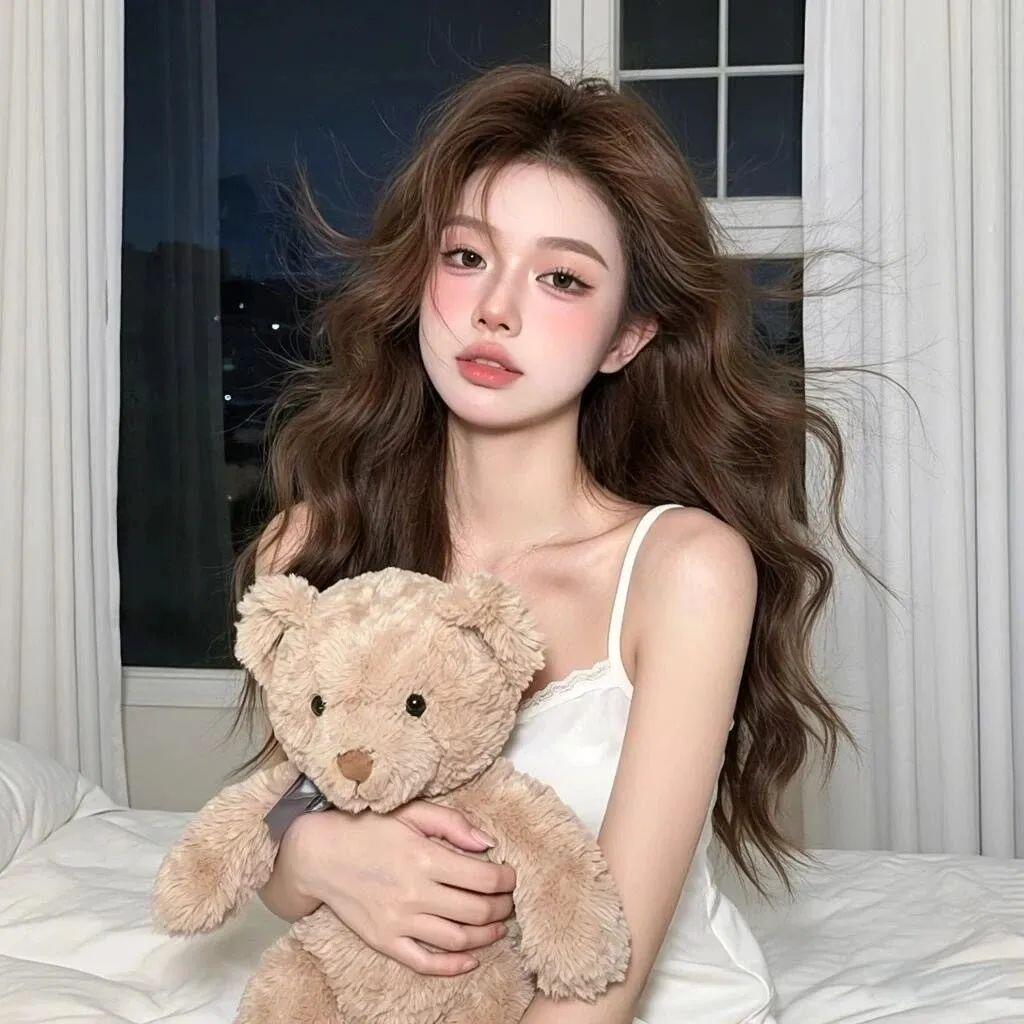 玉林伴游女生刘晴晴的资料