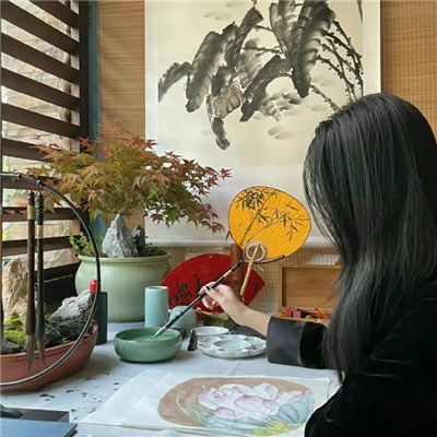 玉林伴游女生源又菡的资料