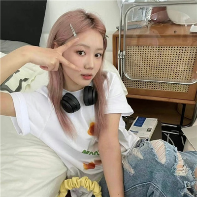 玉林伴游女生纵敏慧的资料