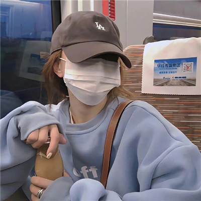 玉林伴游女生寸瑛瑶的资料