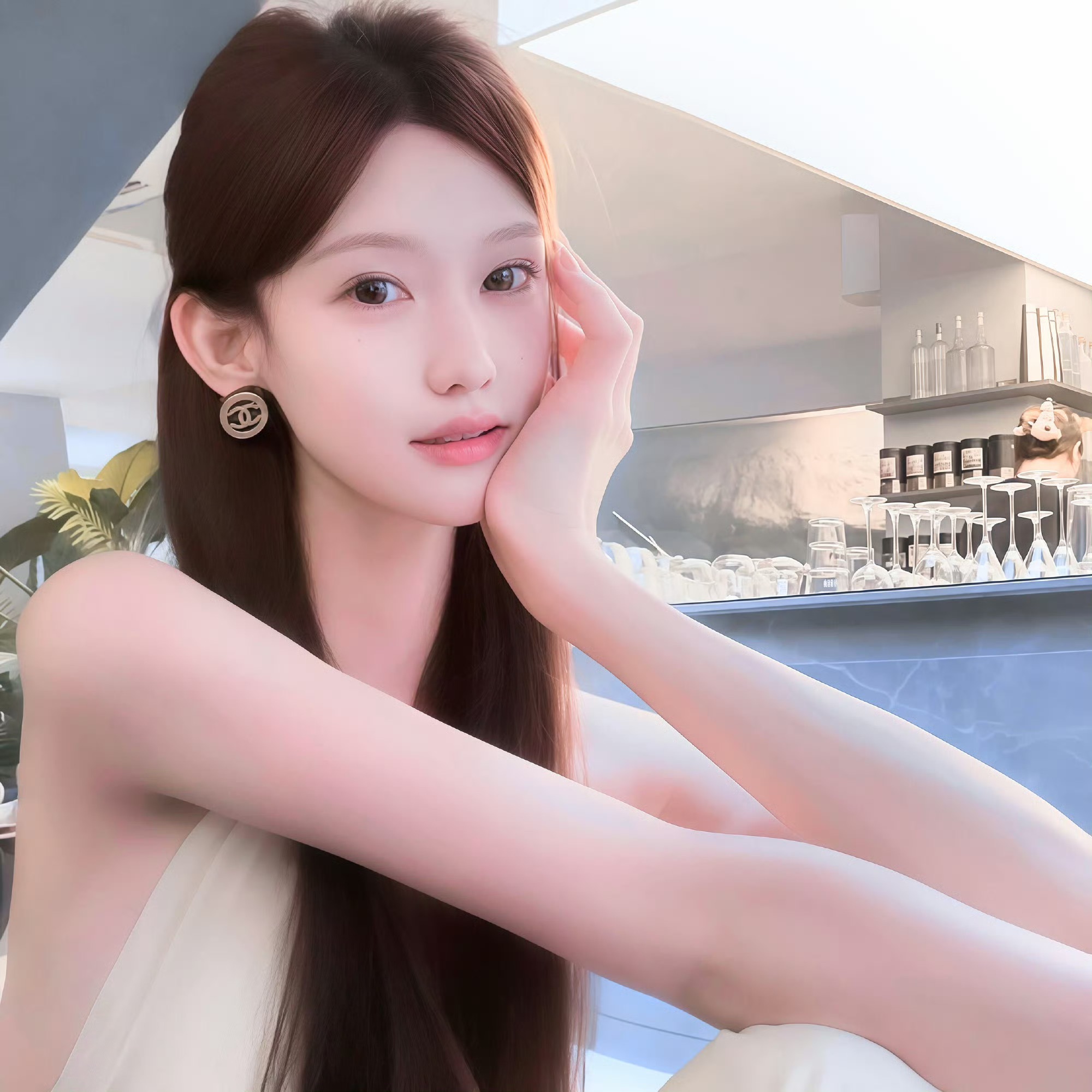 玉林伴游女生林杨的资料