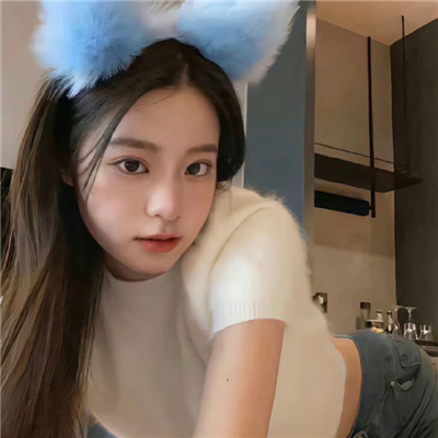 玉林伴游女生苦霞辉
