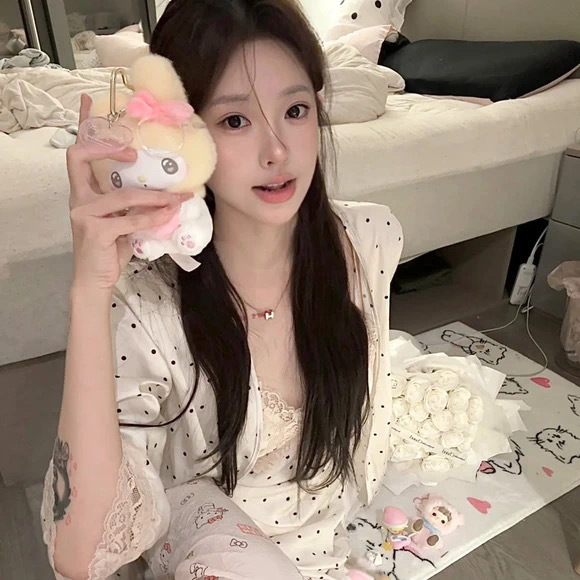 玉林伴游女生 | 微微的资料