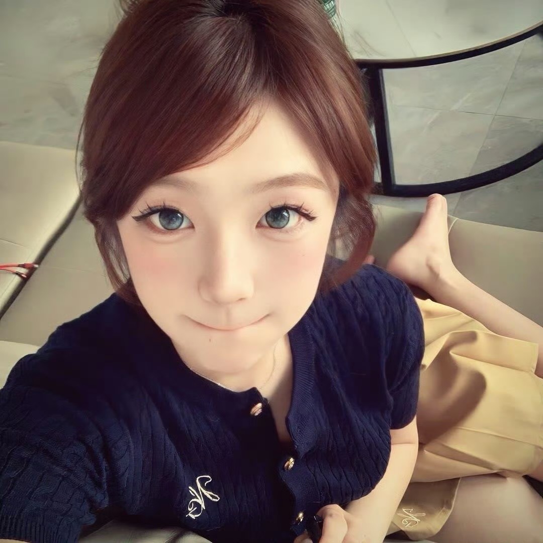 玉林伴游女生 | 荣子舒的资料